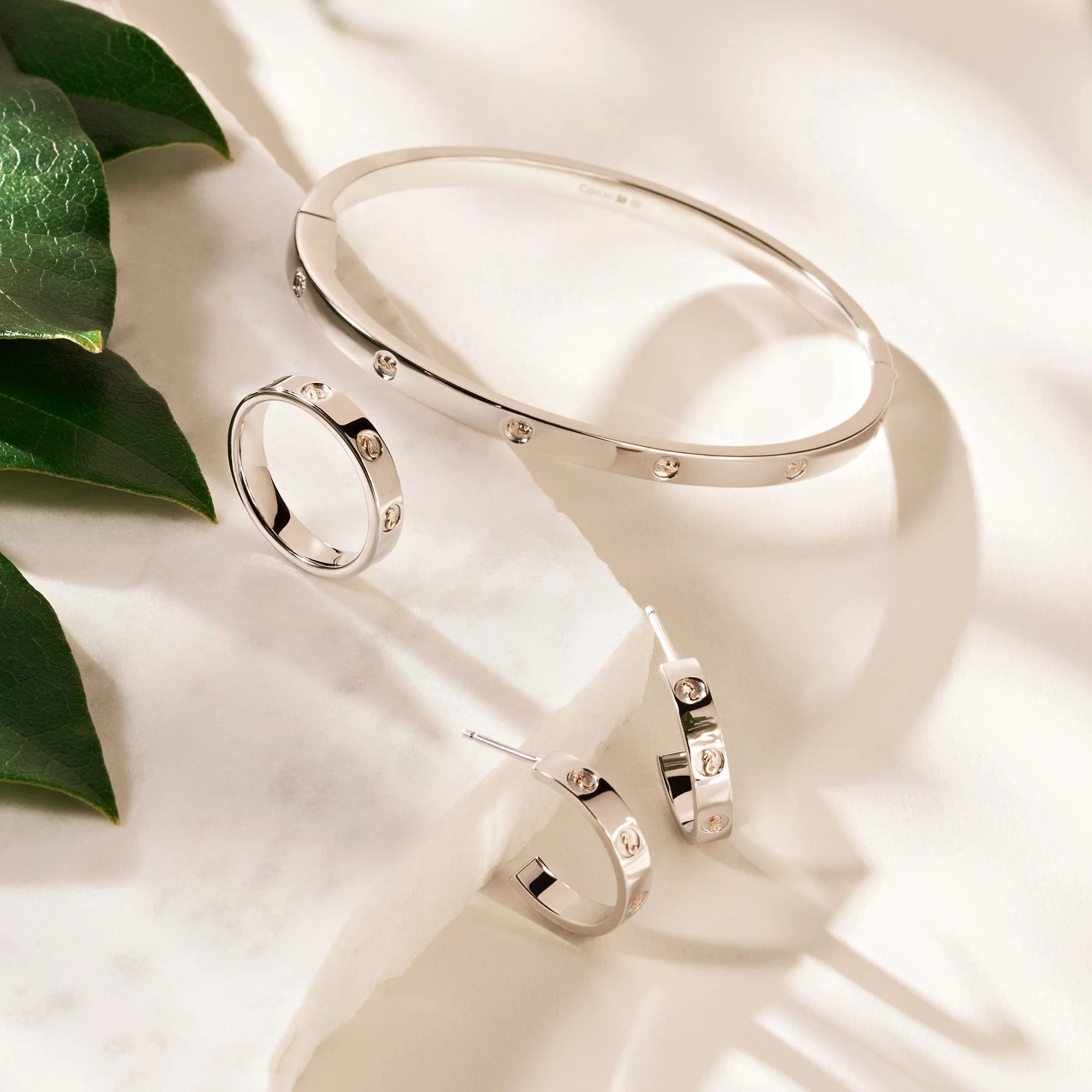 Insignia Sterling Silver Slim Band Ring - Image 4